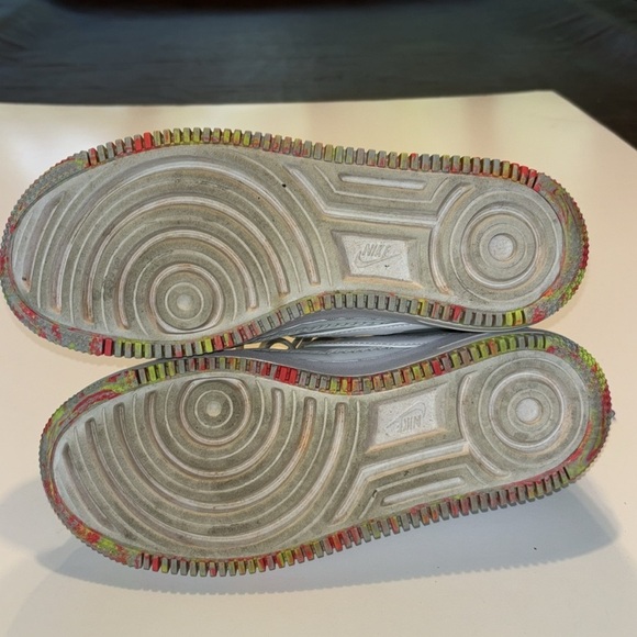 Nike Air Force 1 Jester XX Hidden Floral Details
Size 9 - Picture 11 of 13